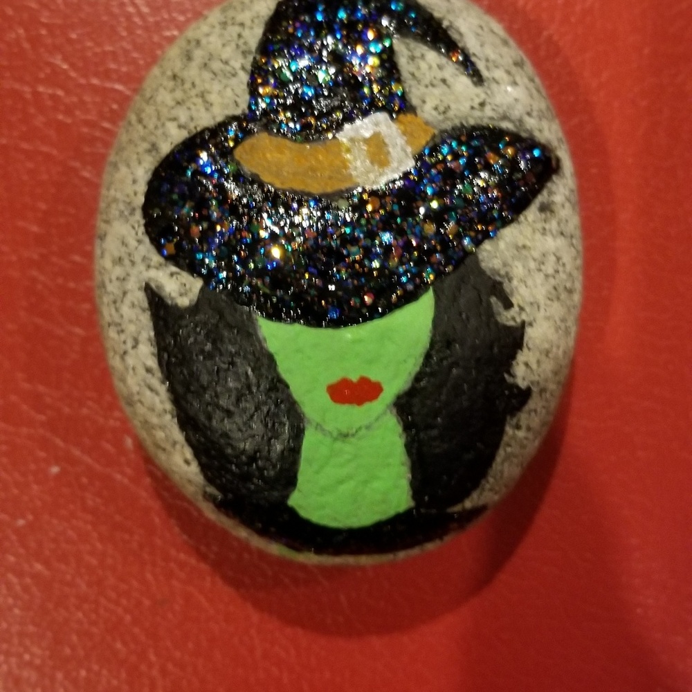 Meet your Posher, Debbi